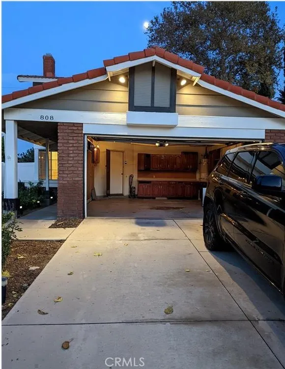 808 Atchison Colton, CA 92324
