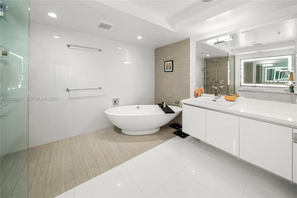 300 Sunny Isles Blvd #4-1208 Sunny Isles Beach, FL 33160