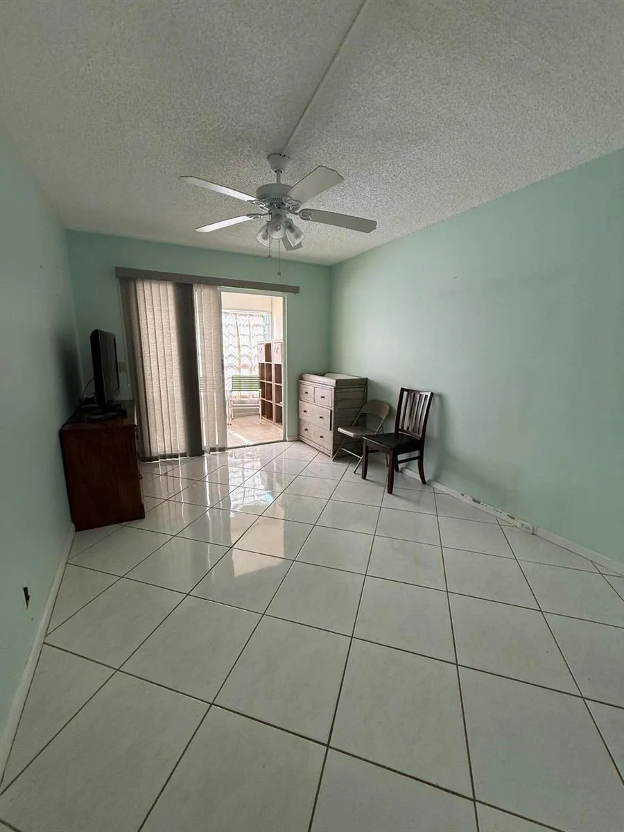 3018 WOLVERTON A E #3018 Boca Raton, FL 33434