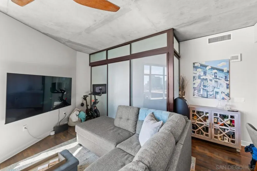 1080 Park Blvd #902 San Diego, CA 92101