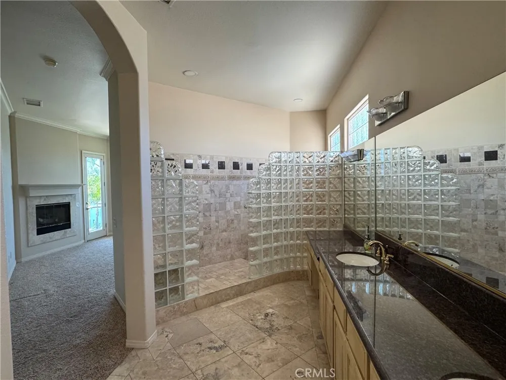 22330 Village Way Canyon Lake, CA 92587
