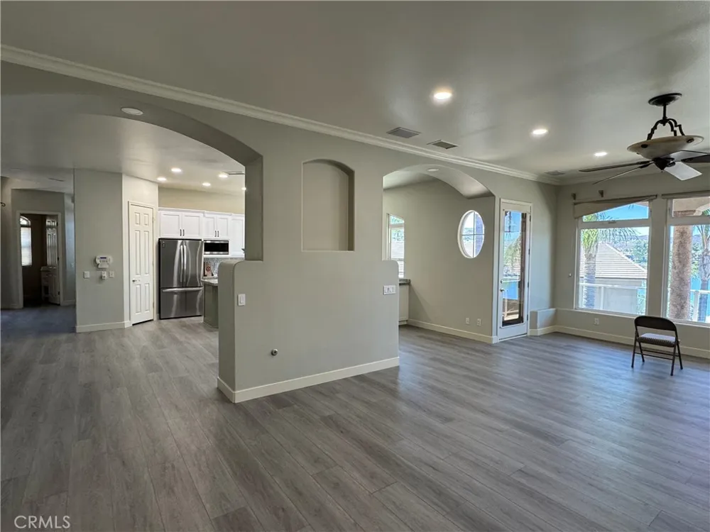 22330 Village Way Canyon Lake, CA 92587