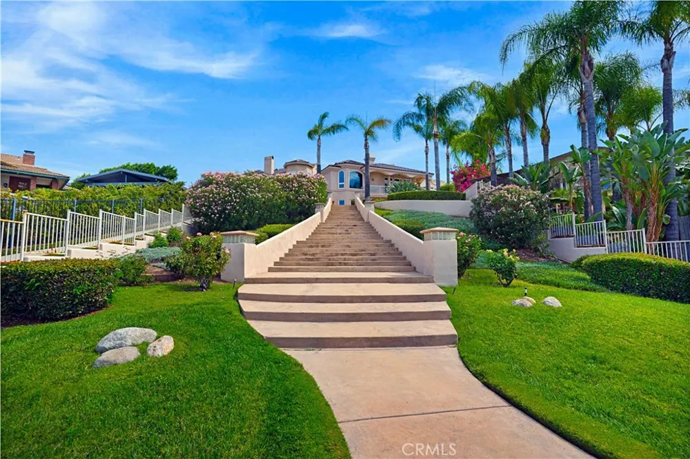 22330 Village Way Canyon Lake, CA 92587