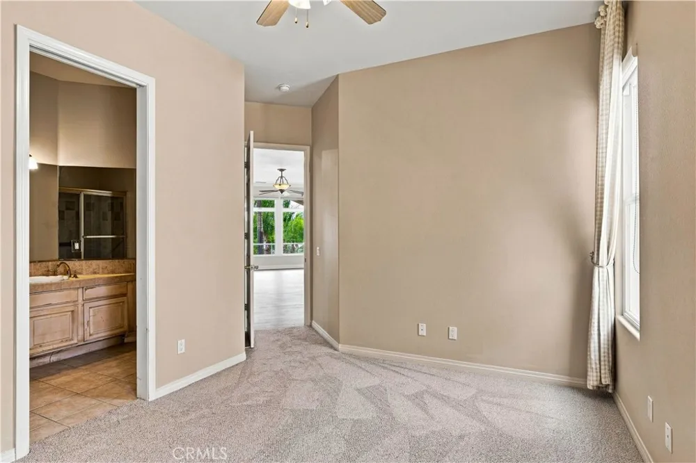 22330 Village Way Canyon Lake, CA 92587