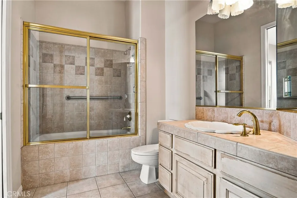 22330 Village Way Canyon Lake, CA 92587