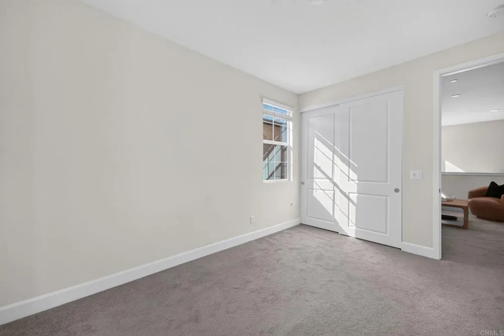 3240 Crecida Way Carlsbad, CA 92010