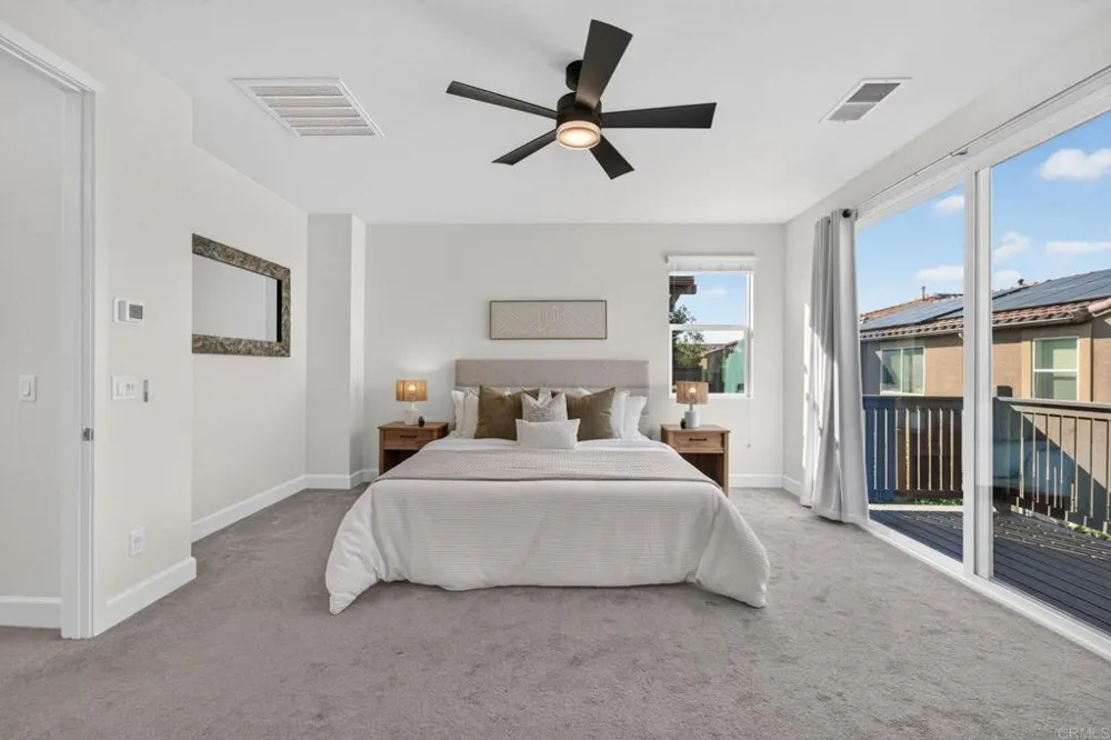 3240 Crecida Way Carlsbad, CA 92010