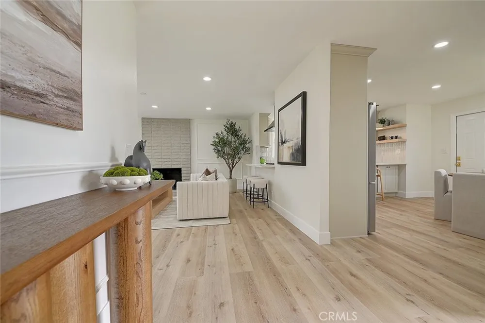 2113 S Forest Santa Ana, CA 92704