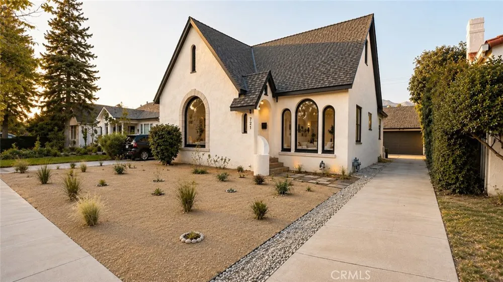 721 Palm Drive Glendale, CA 91202