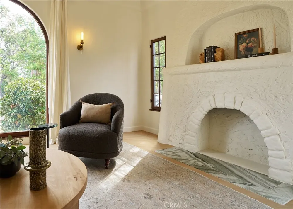 721 Palm Drive Glendale, CA 91202