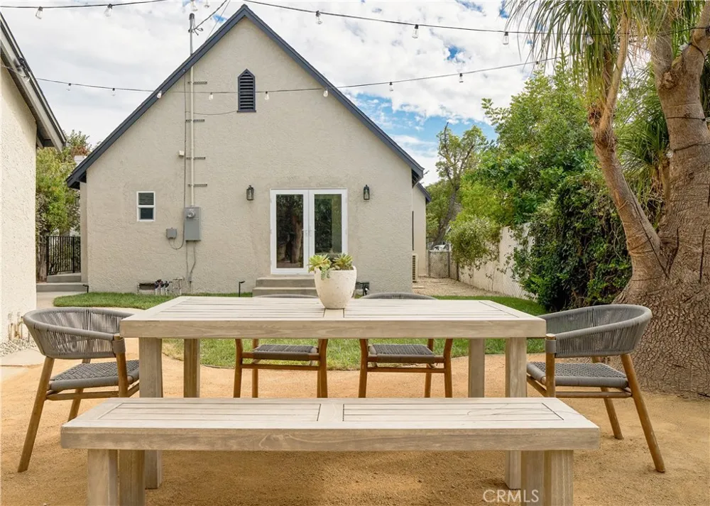 721 Palm Drive Glendale, CA 91202