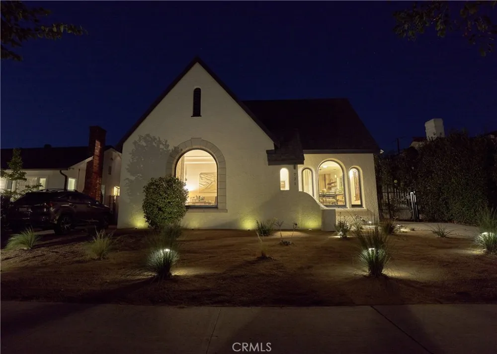 721 Palm Drive Glendale, CA 91202