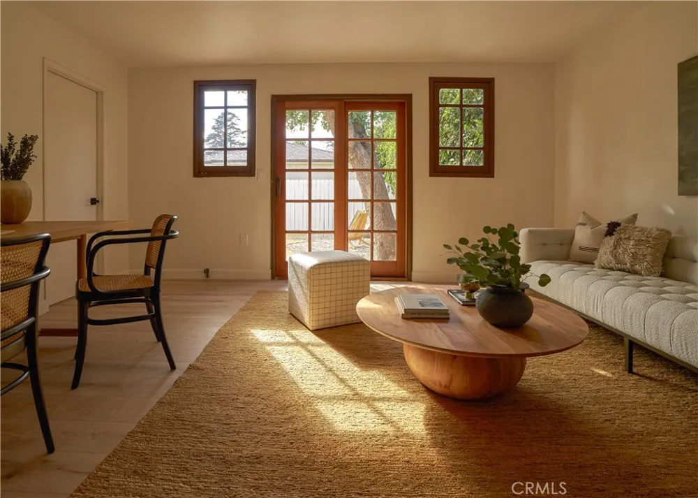 721 Palm Drive Glendale, CA 91202