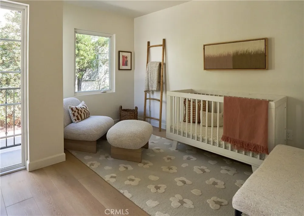 721 Palm Drive Glendale, CA 91202