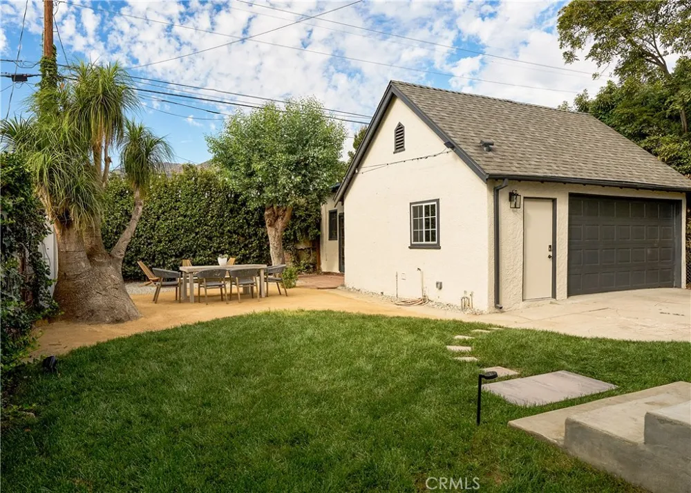 721 Palm Drive Glendale, CA 91202