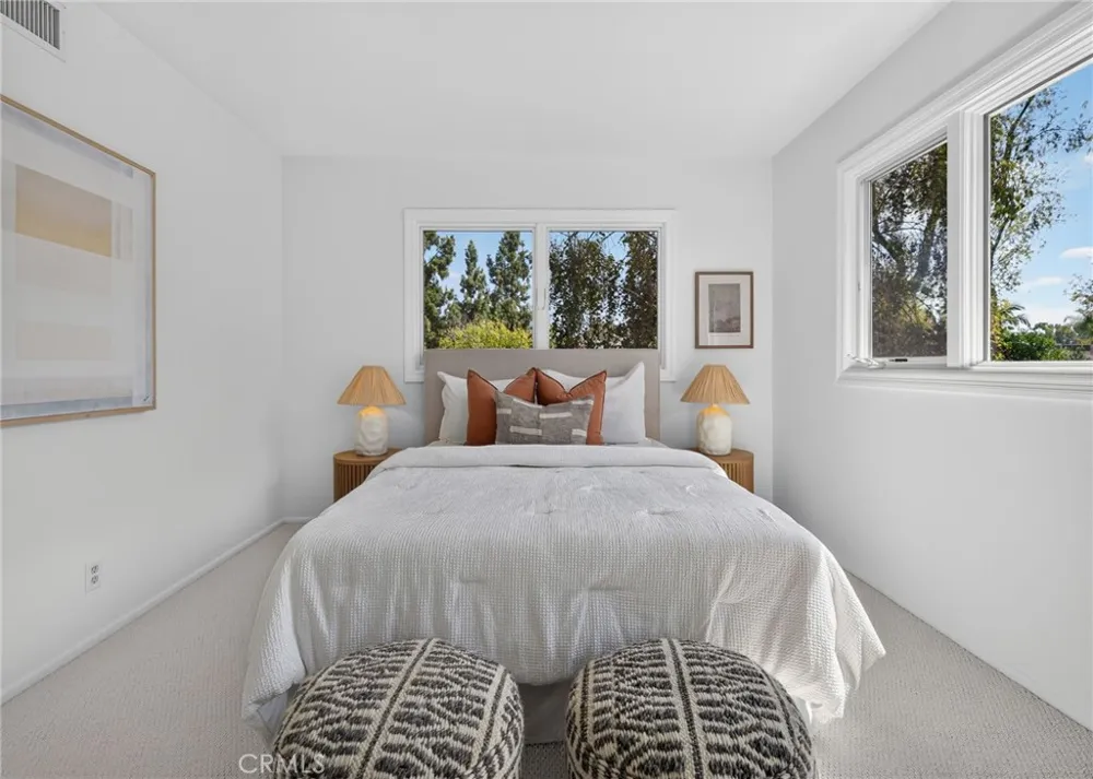 16 Angell Street Irvine, CA 92612