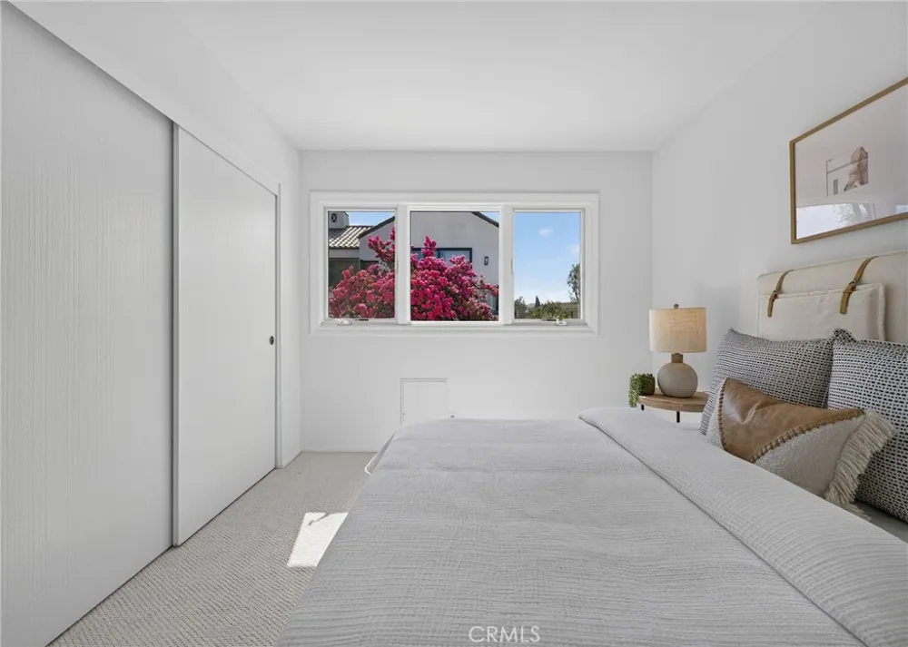 16 Angell Street Irvine, CA 92612