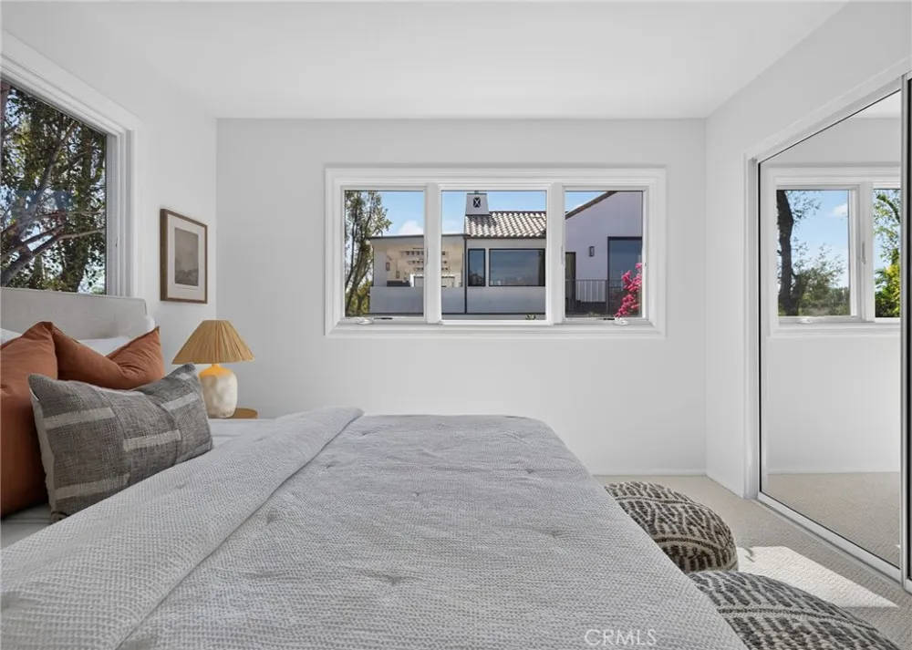16 Angell Street Irvine, CA 92612