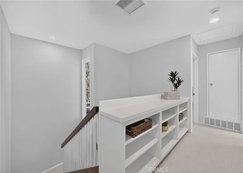 16 Angell Street Irvine, CA 92612