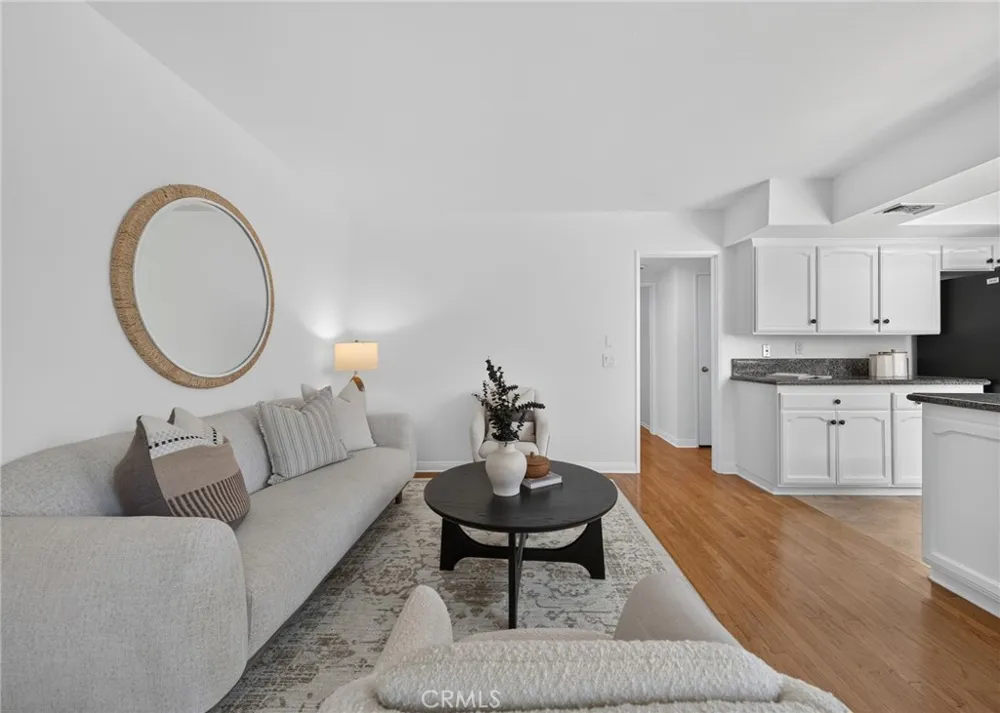 16 Angell Street Irvine, CA 92612