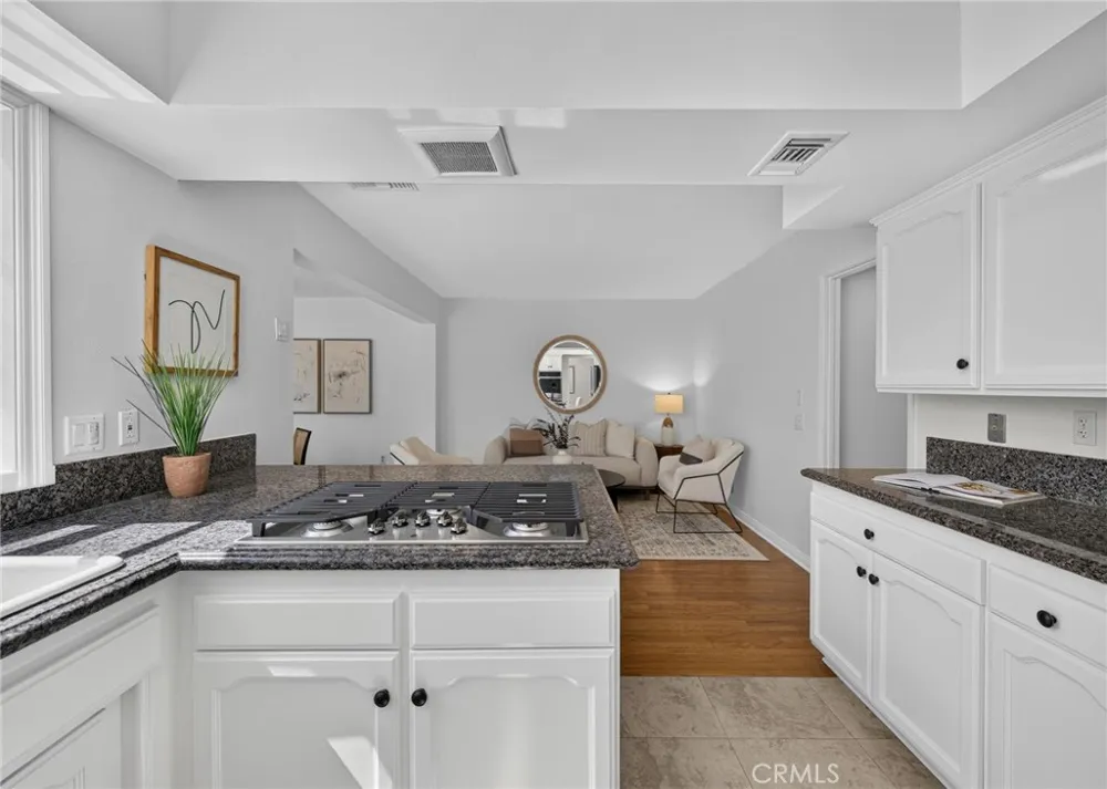 16 Angell Street Irvine, CA 92612
