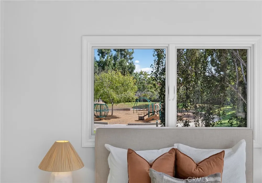 16 Angell Street Irvine, CA 92612