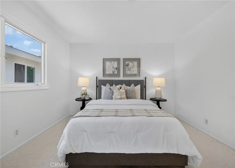 16 Angell Street Irvine, CA 92612