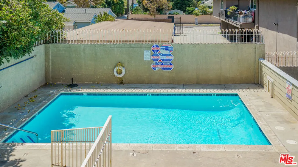 302 E Chestnut Avenue #215 Santa Ana, CA 92701