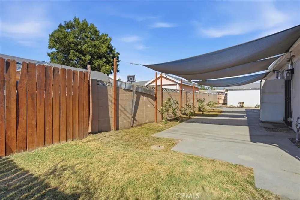 8803 Burton Bellflower, CA 90706