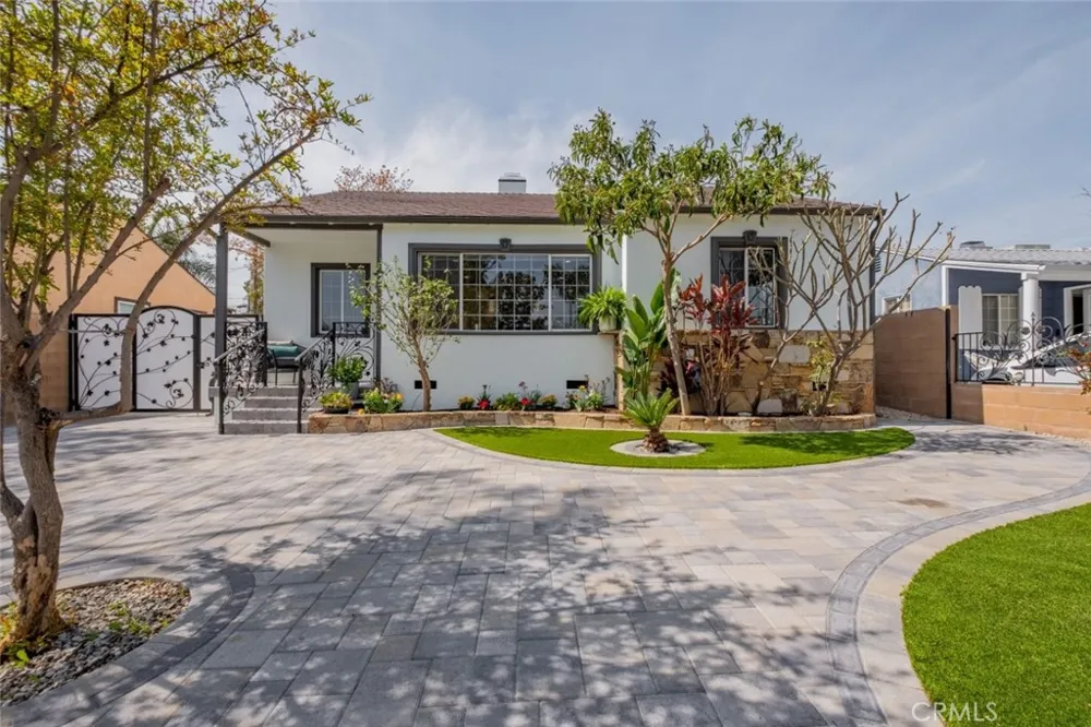 1735 N Lima St Burbank, CA 91505