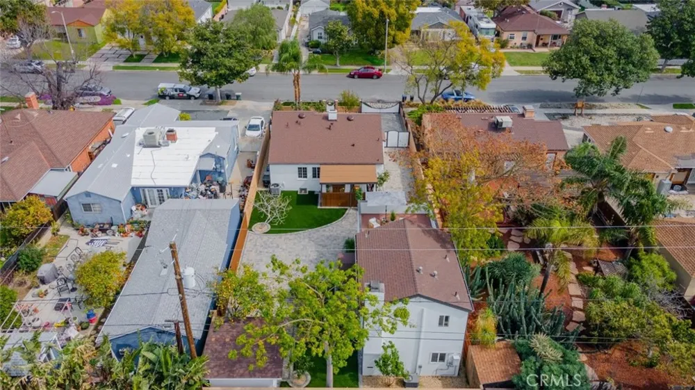 1735 N Lima St Burbank, CA 91505