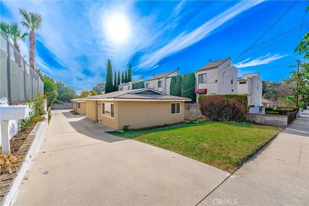 230 Pepper Street Pasadena, CA 91103