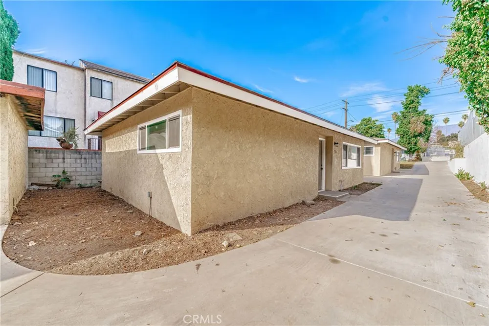 230 Pepper Street Pasadena, CA 91103