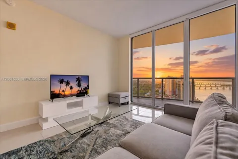 3000 Oasis Grabd Blvd #2802