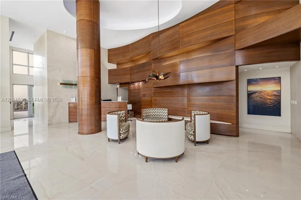 3000 Oasis Grabd Blvd #2802 Fort Myers, FL 33916