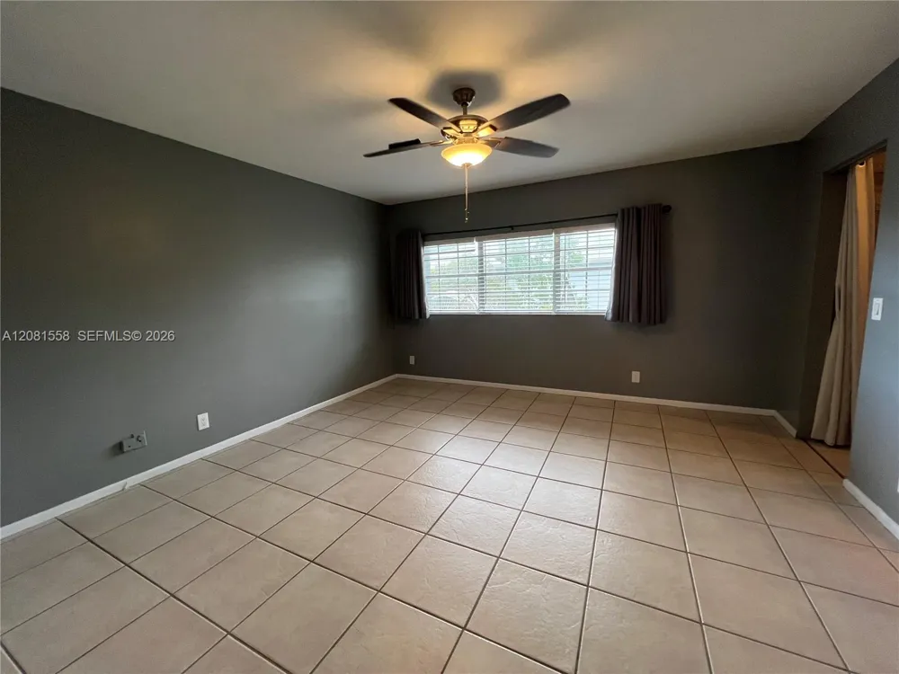1854 SW 81st Ter #6-17 Davie, FL 33324
