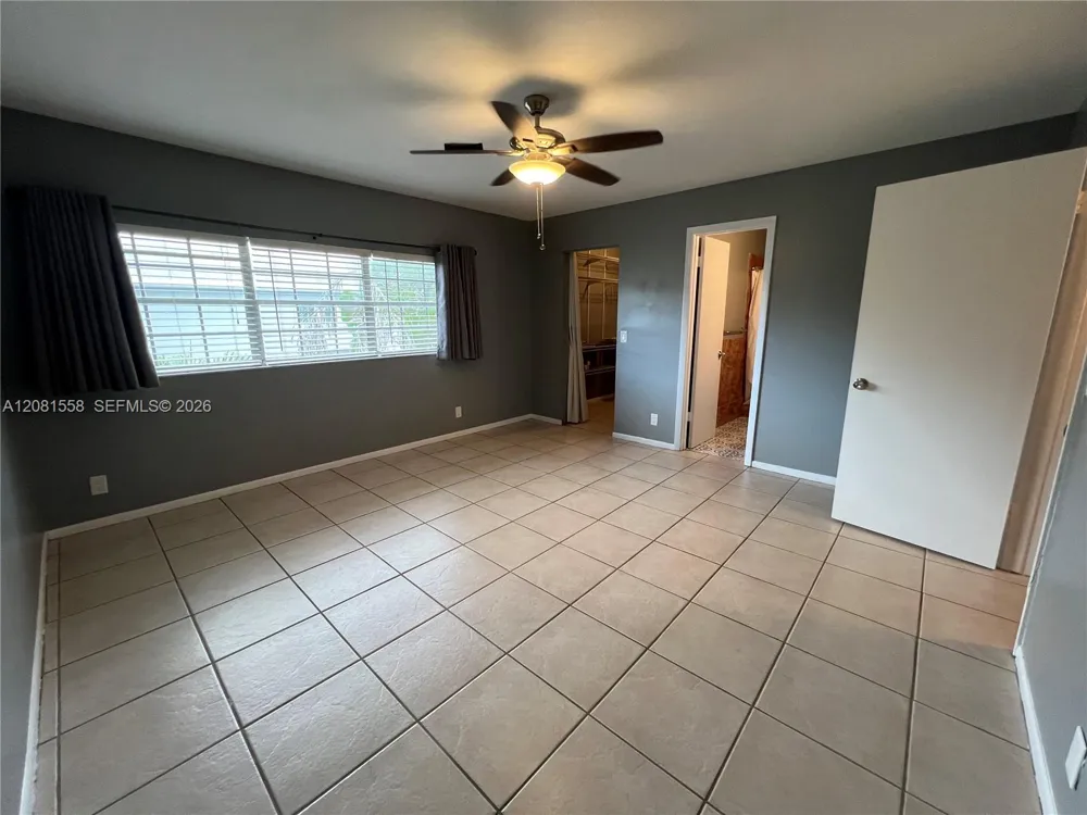 1854 SW 81st Ter #6-17 Davie, FL 33324