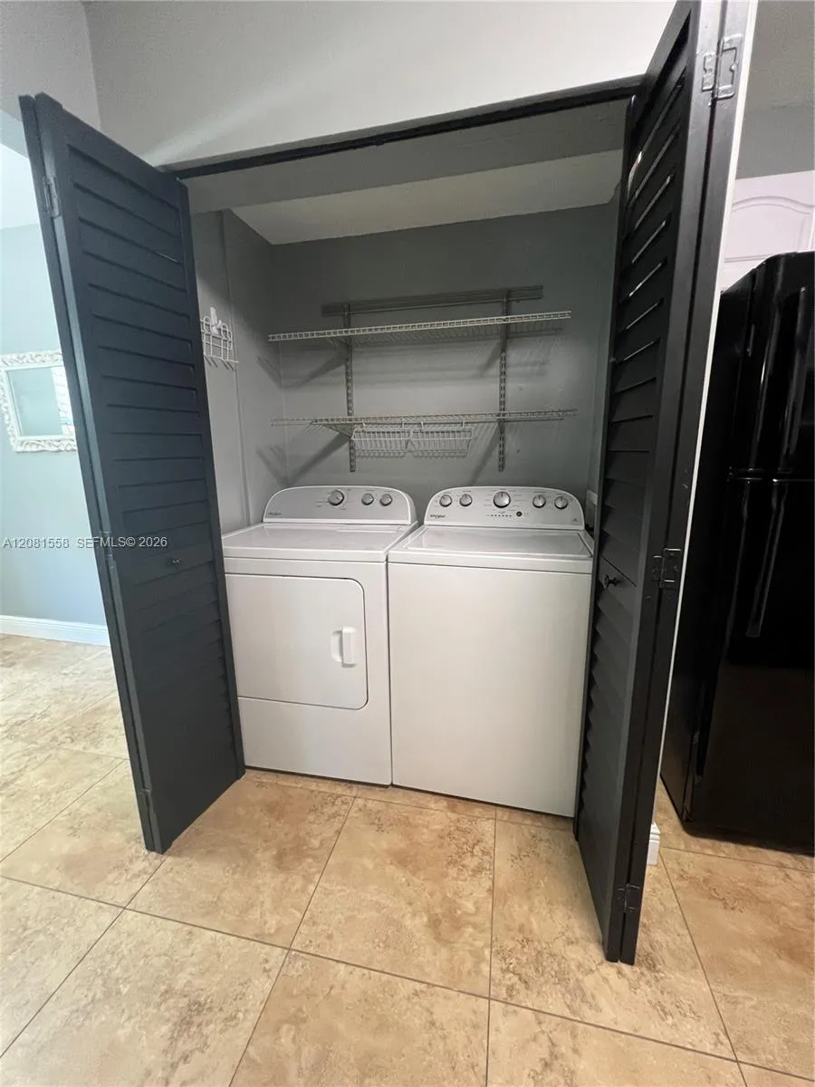 1854 SW 81st Ter #6-17 Davie, FL 33324