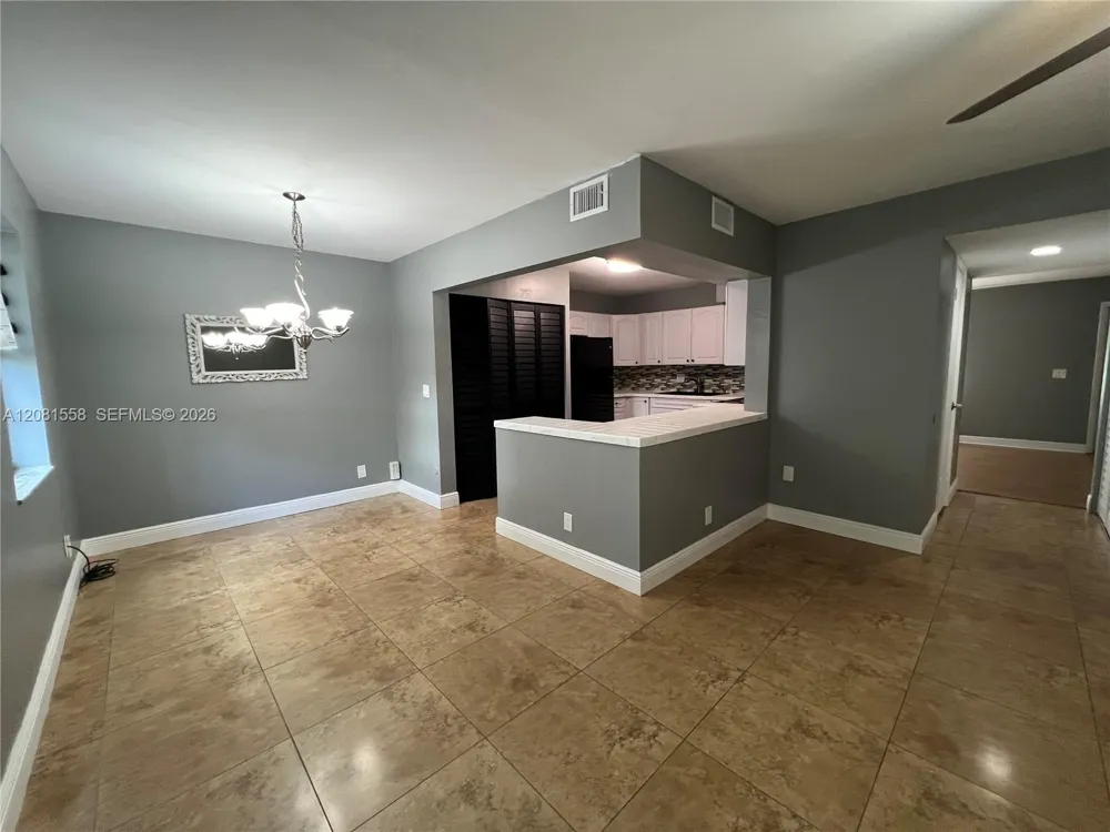 1854 SW 81st Ter #6-17 Davie, FL 33324