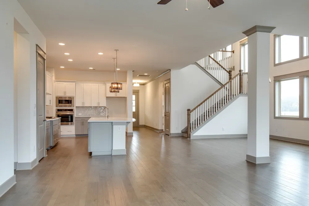 836 Drivers Cir Columbia, TN 38401