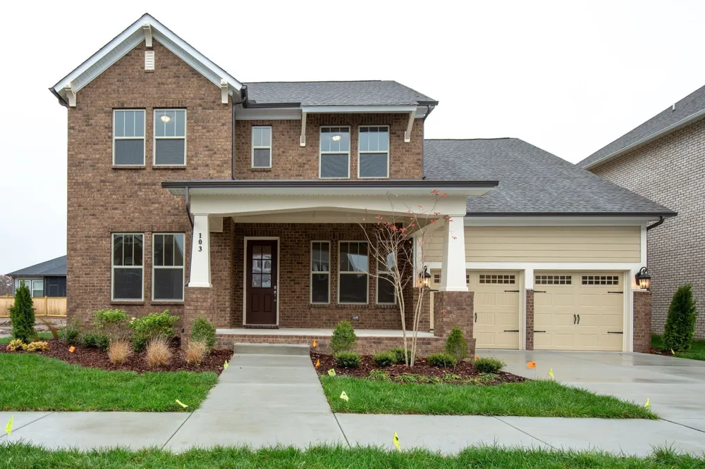 836 Drivers Cir Columbia, TN 38401