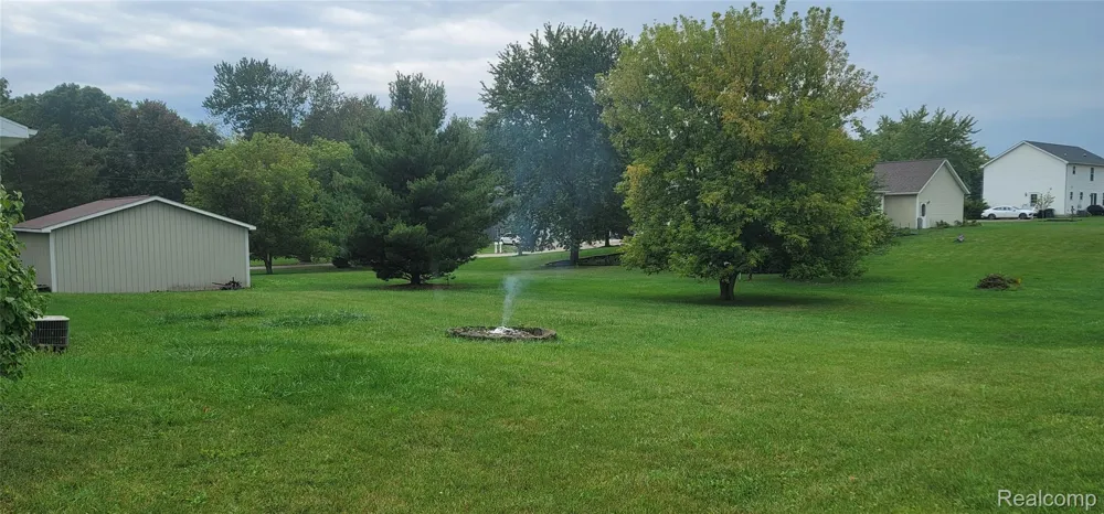 3794 Lippincott Elba Township, MI 48446