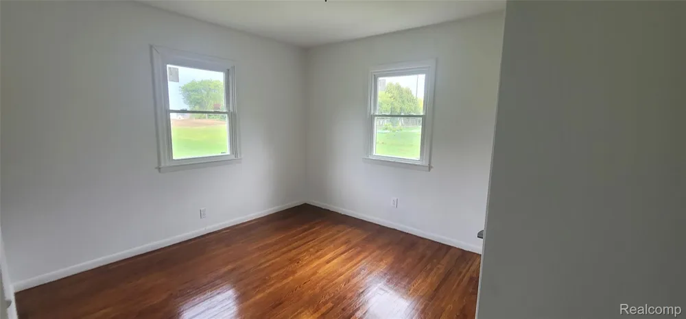 3794 Lippincott Elba Township, MI 48446