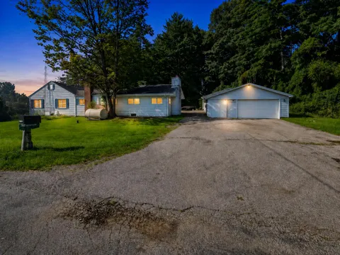 145 Isabelle Avenue