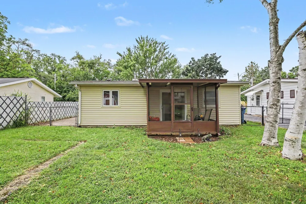 174 Bradley Street Pennfield Charter Township, MI 49017