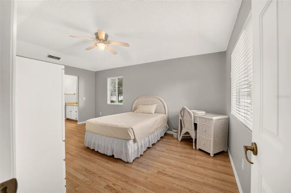 8661 SW 65TH TERRACE ocala, FL 34476