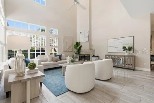 4415 AVENUE CANNES Lutz, FL 33558