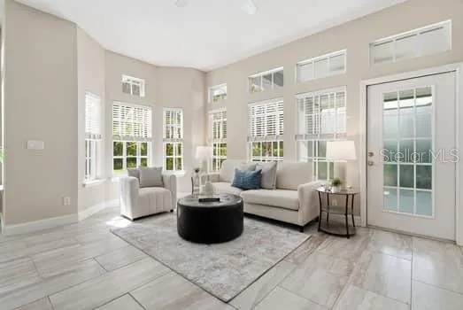 4415 AVENUE CANNES Lutz, FL 33558