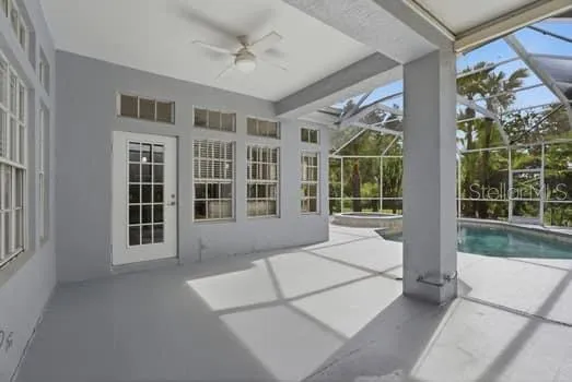 4415 AVENUE CANNES Lutz, FL 33558