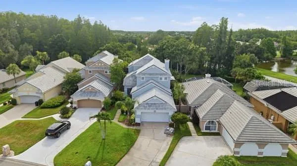 4415 AVENUE CANNES Lutz, FL 33558
